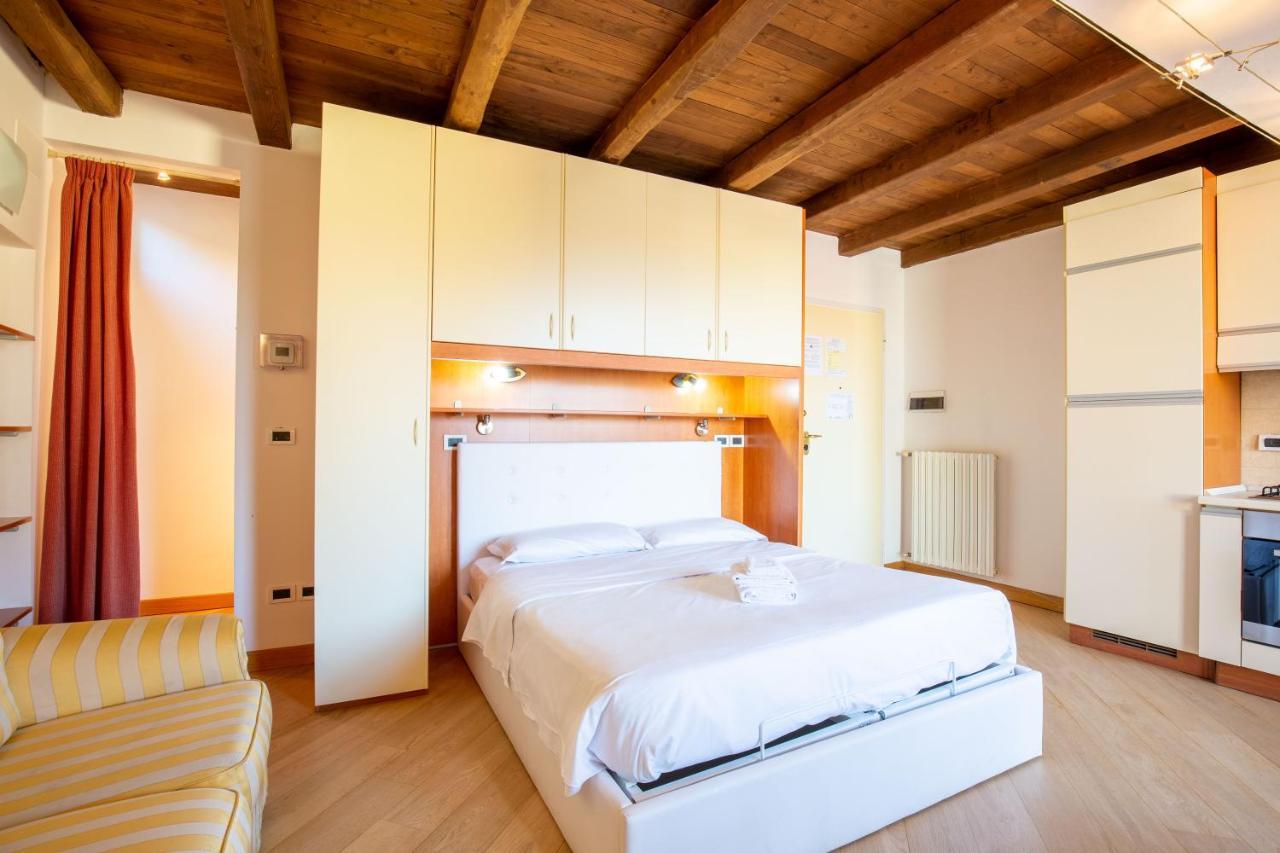 Santo Stefano Apartments - Bolognarooms Ngoại thất bức ảnh