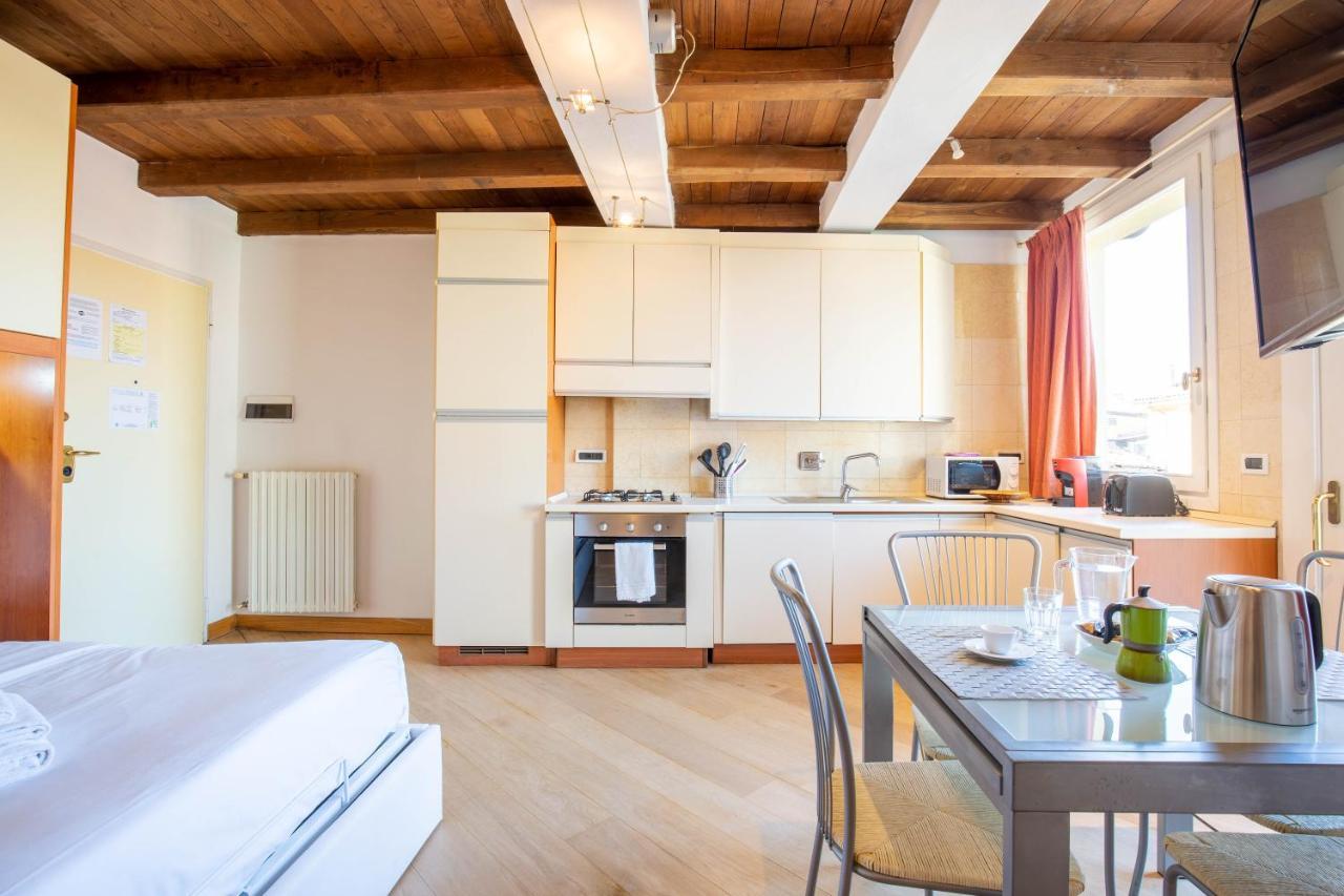 Santo Stefano Apartments - Bolognarooms Ngoại thất bức ảnh
